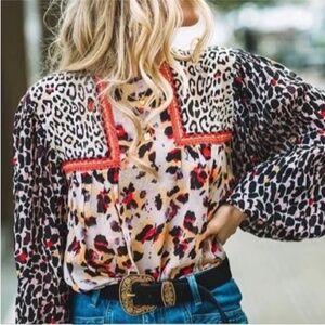 Blank London Joelle Leopard Print Peasant Blouse XS Mixed Print Relaxed Fit